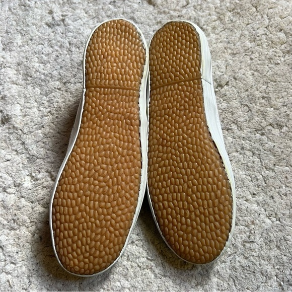 Mickey Unlimited:Deadstock White Canvas Mickey Embroidered Lace Up Sneakers SZ 5 - Picture 5 of 14